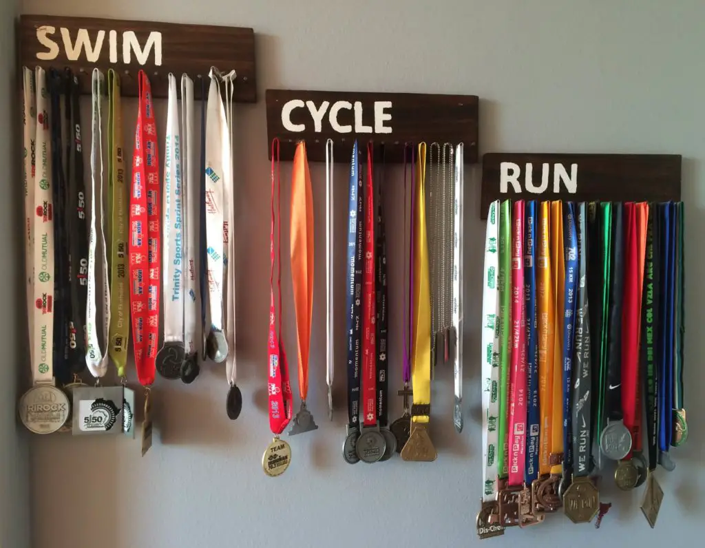 Simple Medal Holder Display Your Race Medals The DIY Life