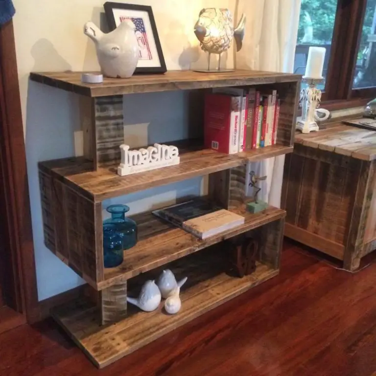 8 Creative DIY Pallet Projects, Start Recycling Wood - The DIY Life