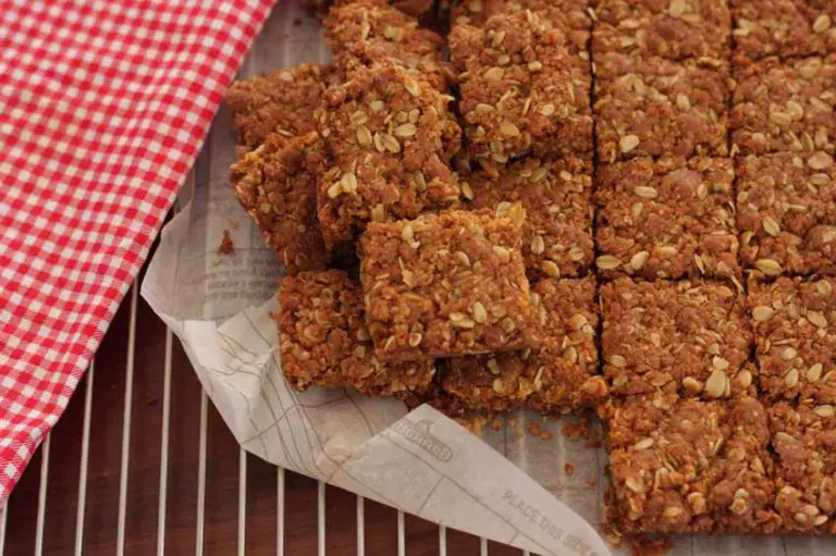 Easy Oatmeal Crunchies, Quick To Bake