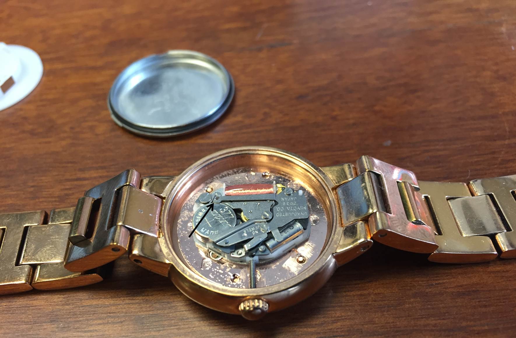 where to get cartier watch battery replaced