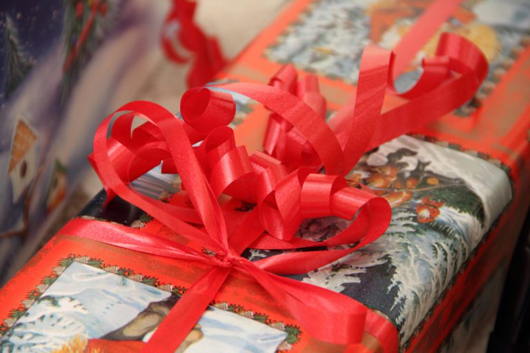 5 Must Have Tools For Every DIYer’s Christmas List