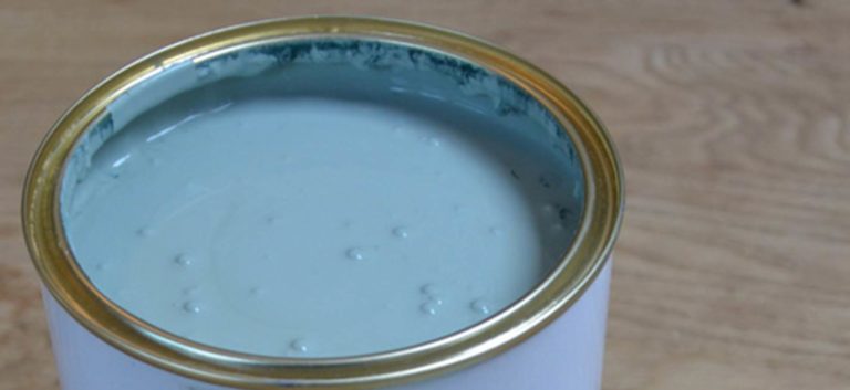 Make Your Own Chalk Paint – Cheap & Easy Recipe