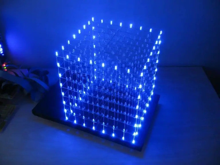 Arduino Controlled 8 x 8 x 8 LED Cube