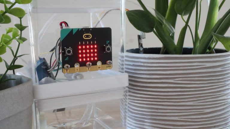 Micro:bit Automatic Plant Watering System