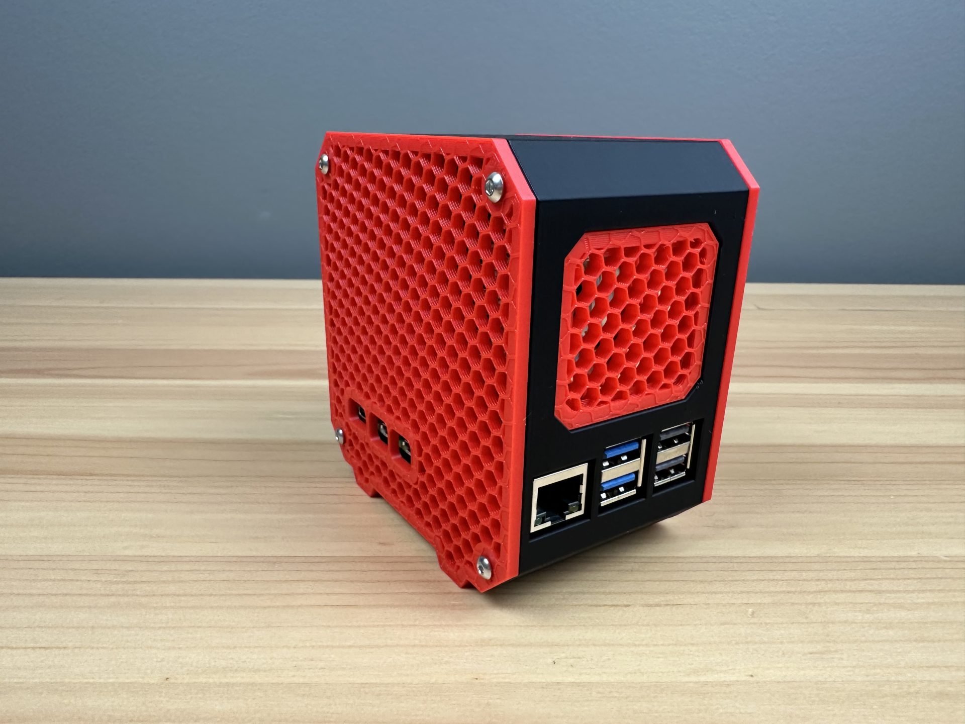 Raspberry Pi 5 Desktop Case - The DIY Life