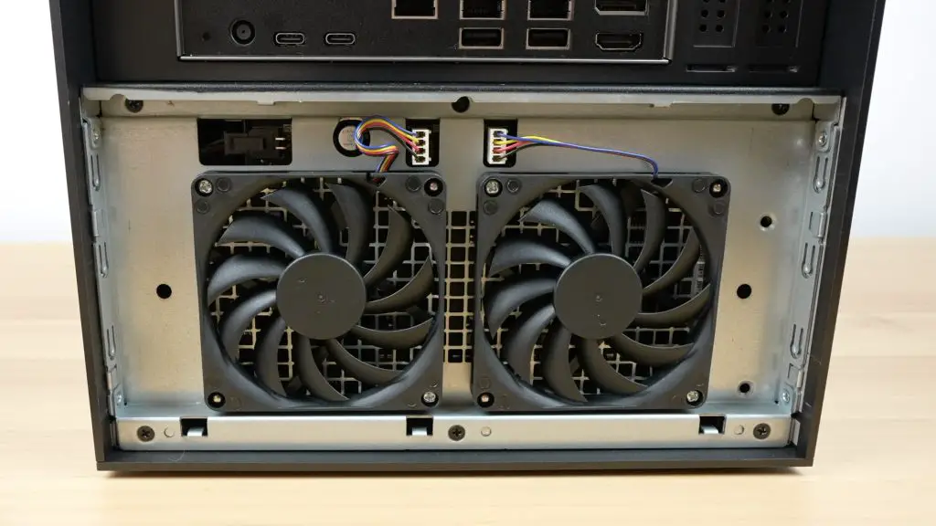 Fans-Cooling-Drive-Bays