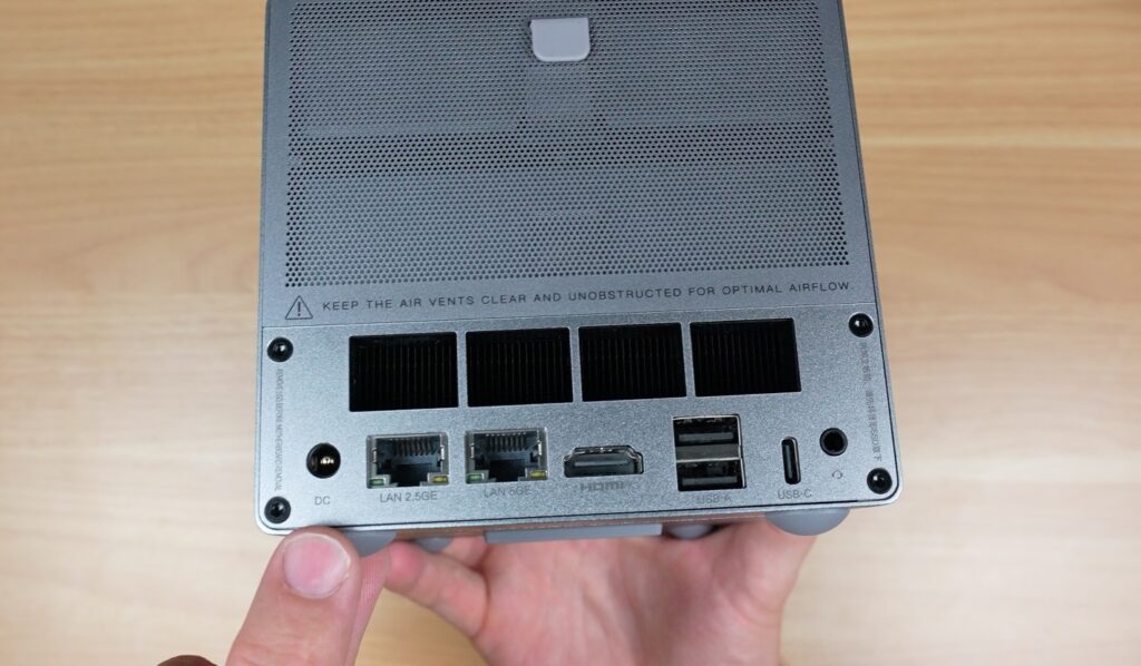 Beelink ME Pro Rear Ports