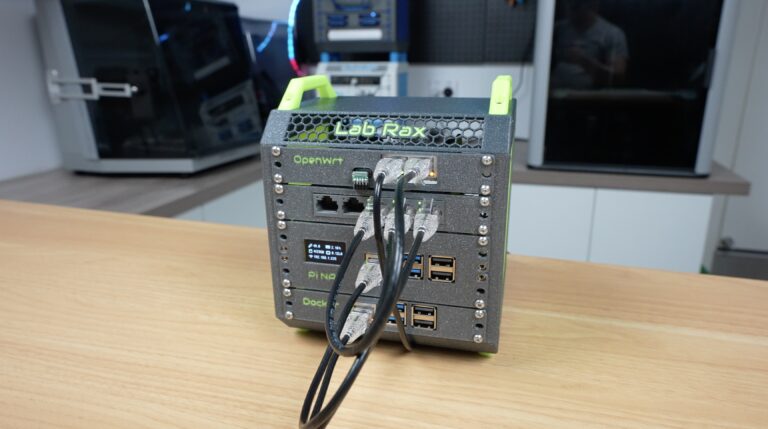 I Built a 5″ Portable Raspberry Pi Homelab