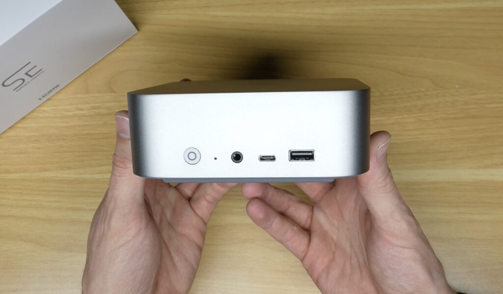 Beelink SER 9 Max Front