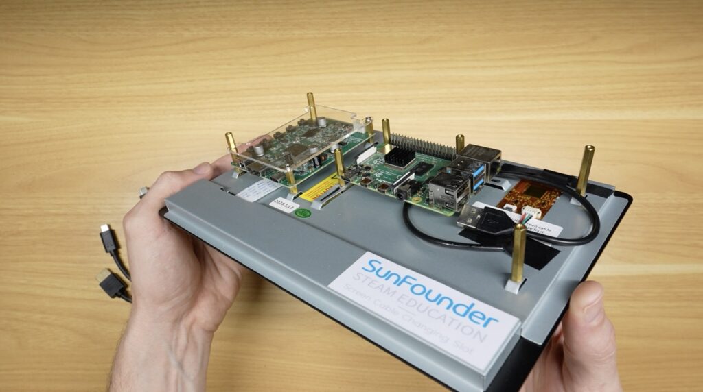 Pi Mounted To Sunfounder Display