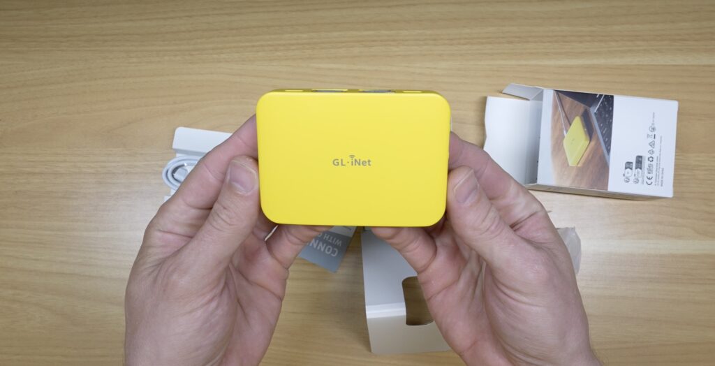 GLiNet Mango 2 Unboxed